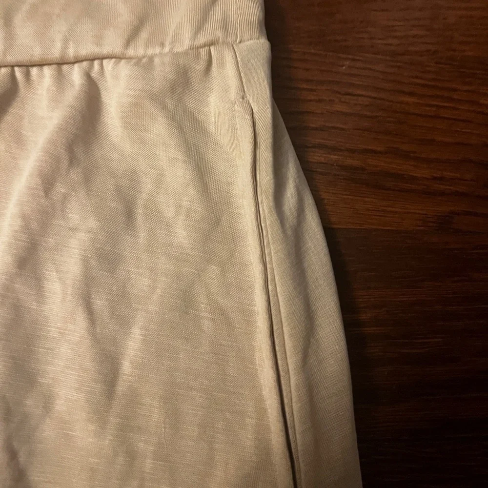 Brandy Melville Beige Fabric - Picture 11 of 12